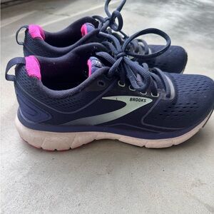 Brooks Blue and Pink Athletic Shoes with Breathable Mesh